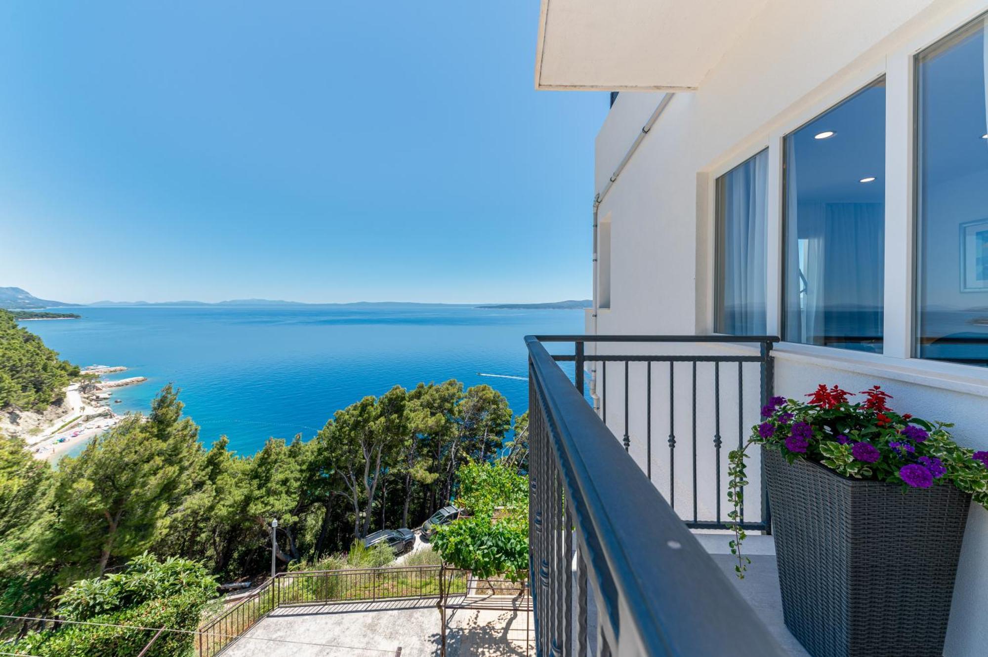 Seaview Apartments Nives Brela Luaran gambar
