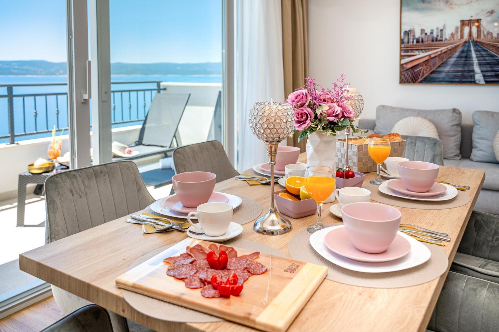Seaview Apartments Nives Brela Bilik gambar