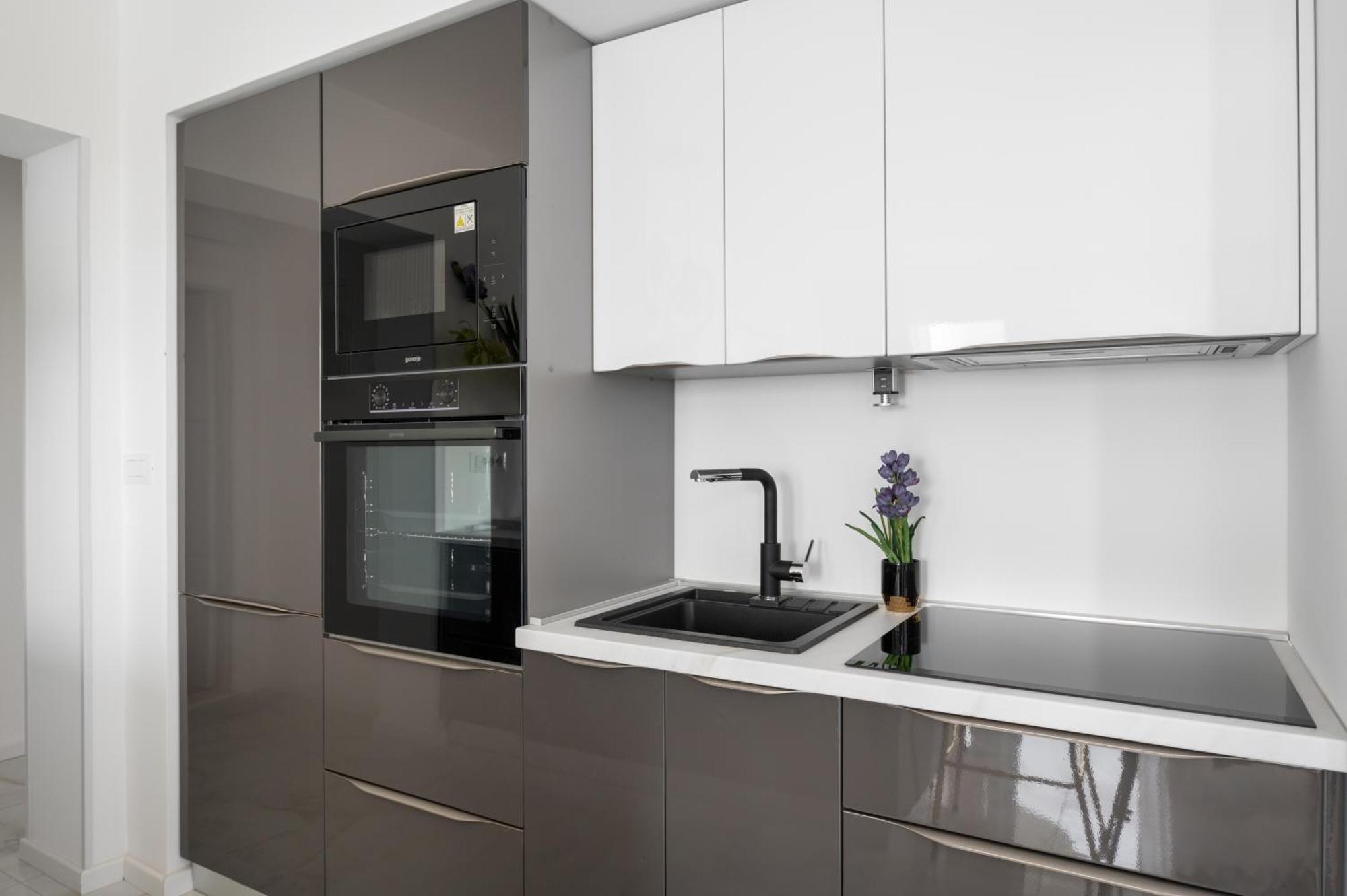 Seaview Apartments Nives Brela Luaran gambar